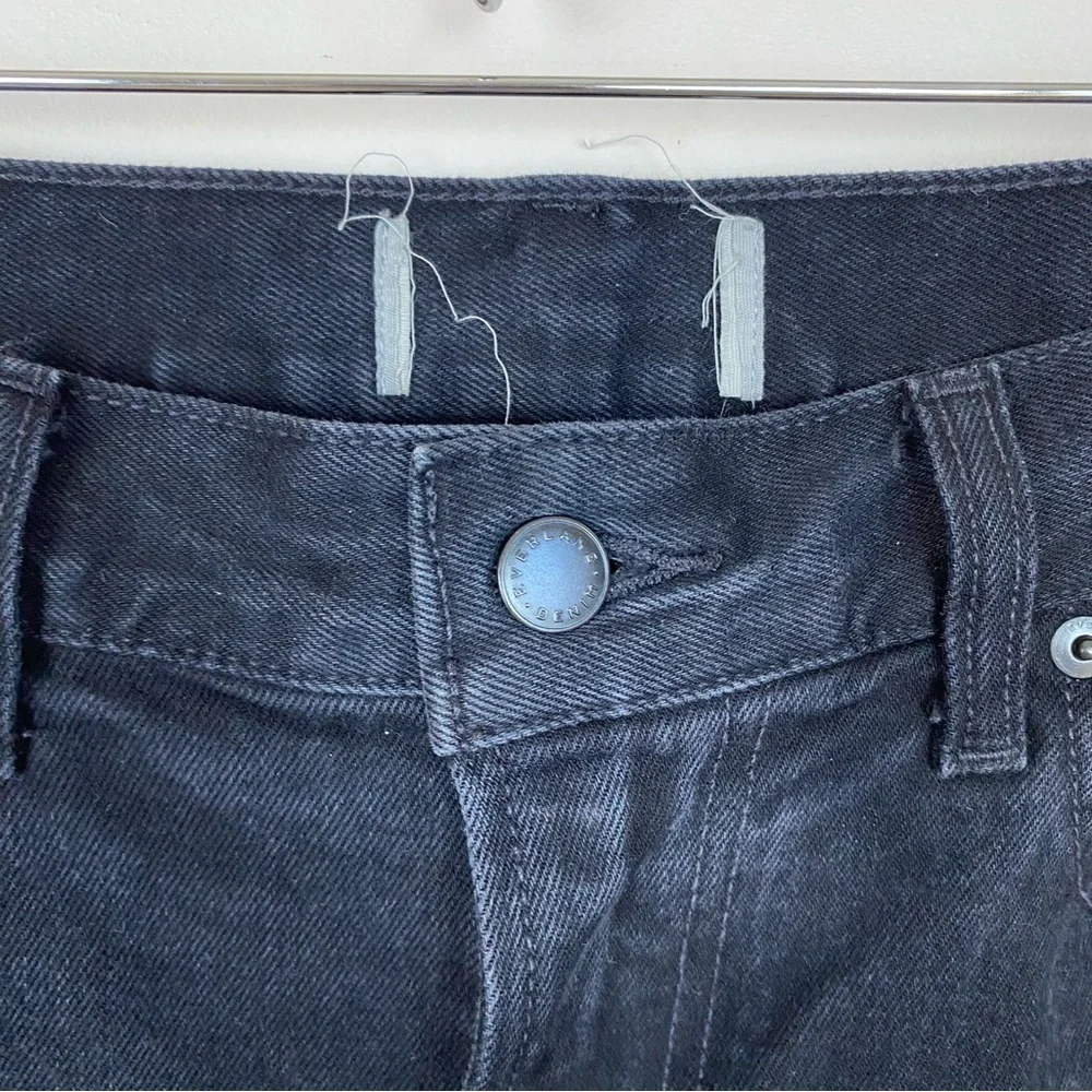 Everlane Men's Authentic Straight Jean in Washed Black Denim - Picture 12 of 13
